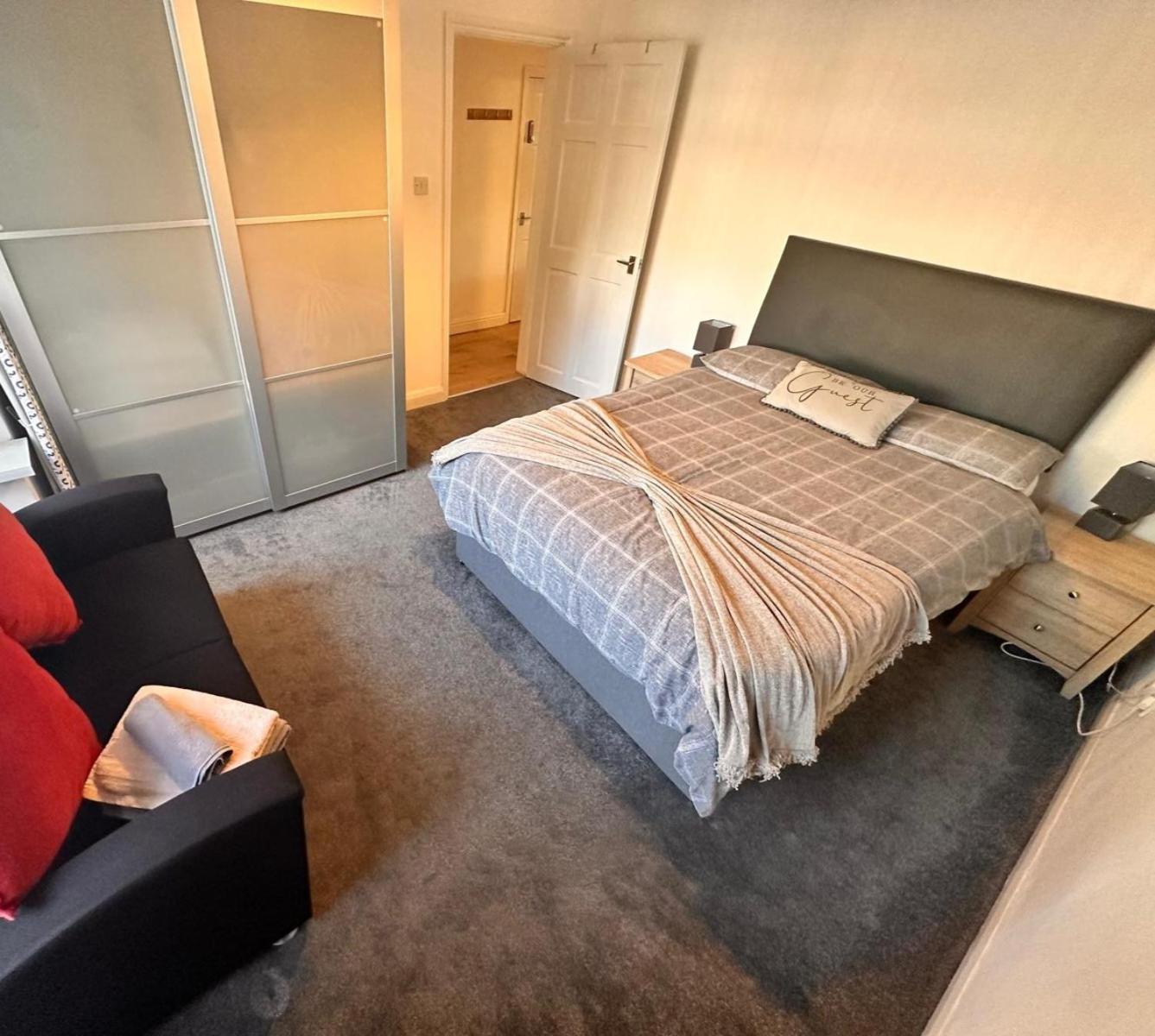 Birmingham Blissful Apartment With 2 Bedrooms Exterior foto